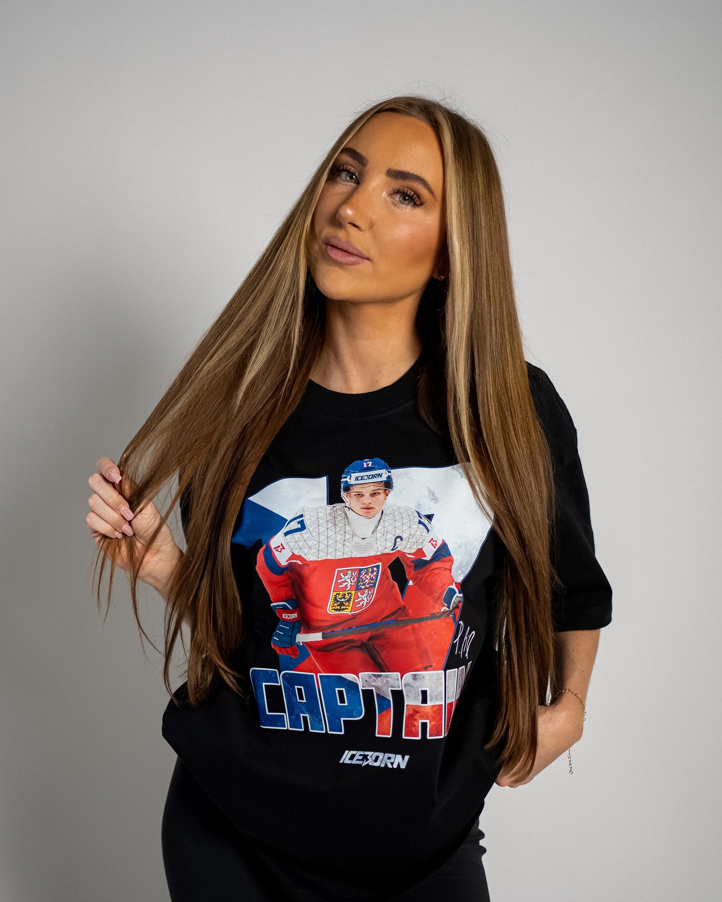 Petr Sikora | CAPTAIN Tee